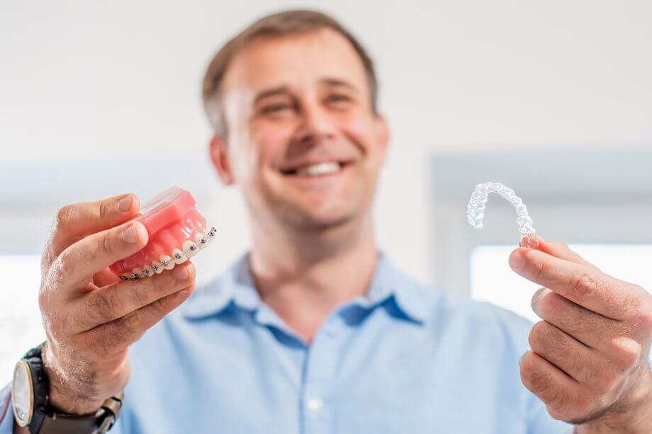 How Do You Clean Invisalign Retainers & Trays?