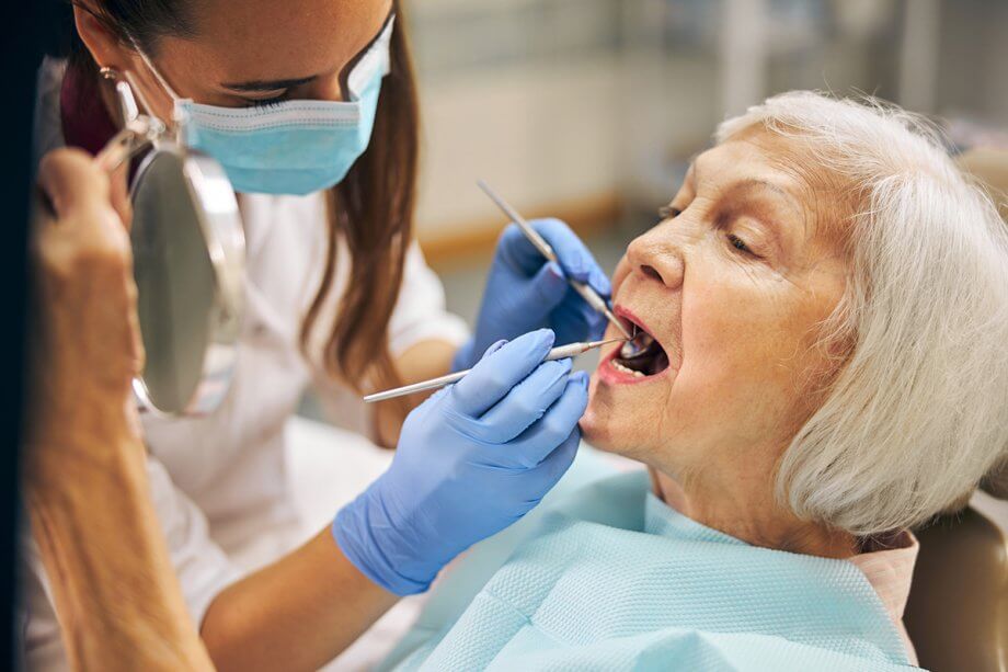 How Much Does it Cost to Get a Full Mouth of Dental Implants in NYC